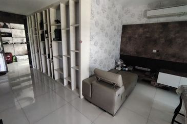 Oug 4 Storey Corner Semi D Modern Design Gated Guarded with Big Landscape for Sale