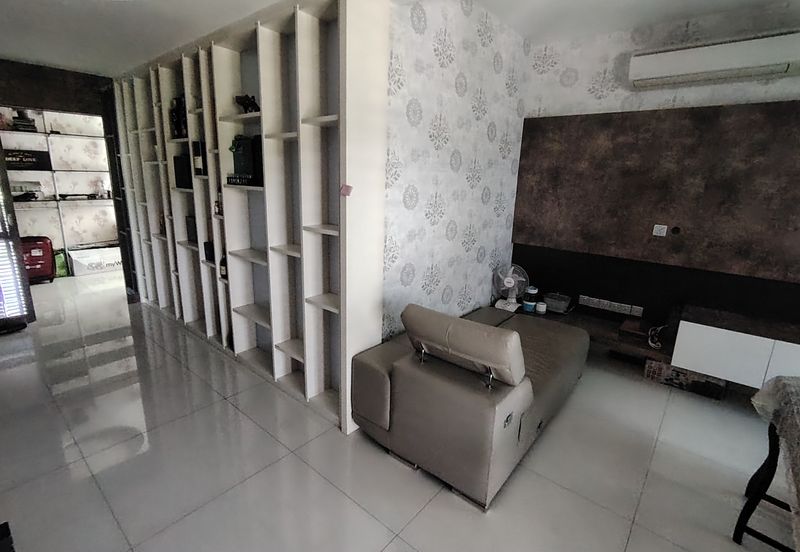 Oug 4 Storey Corner Semi D Modern Design Gated Guarded with Big Landscape for Sale