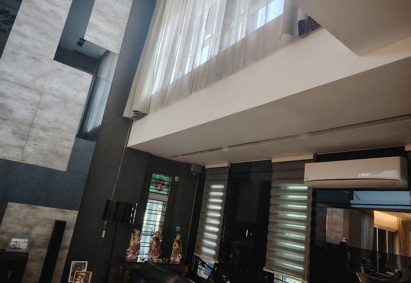 Oug 4 Storey Corner Semi D Modern Design Gated Guarded with Big Landscape for Sale