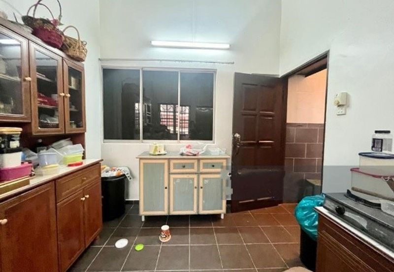 Oug/Taman Suria 2 Storey Renovated House For Sale