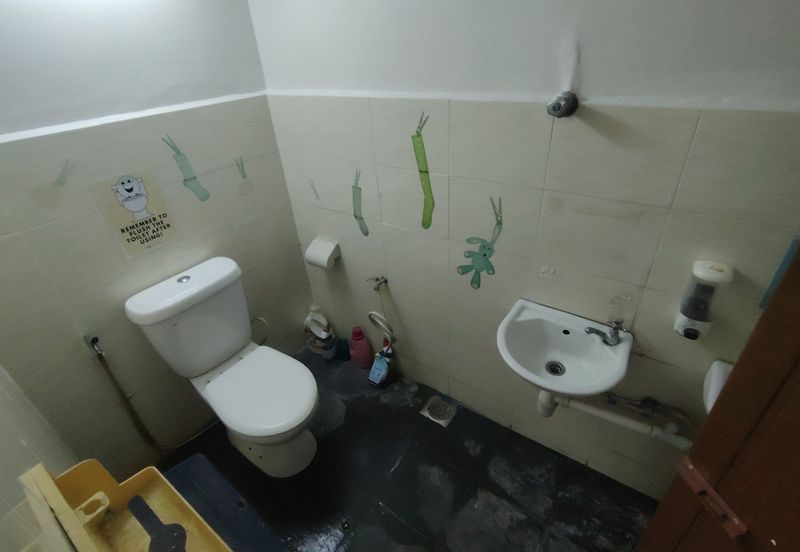 OUG/Taman United 2 Storey Bungalow For Rent