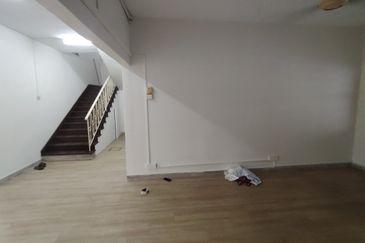 Oug/Taman United 2 Storey Bungalow For Sale