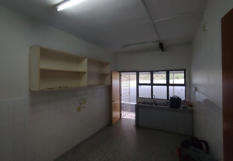 Oug/Taman United 2 Storey Bungalow For Sale