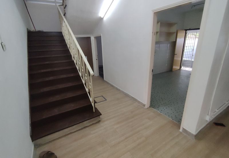 Oug/Taman United 2 Storey Bungalow For Sale