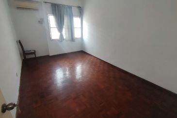 OUG 2 Storey Terrace for Rent