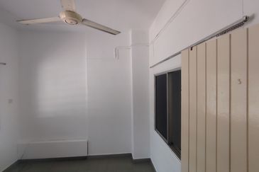 OUG 2 Storey Terrace for Rent