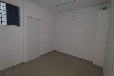 OUG 2 Storey Terrace for Rent