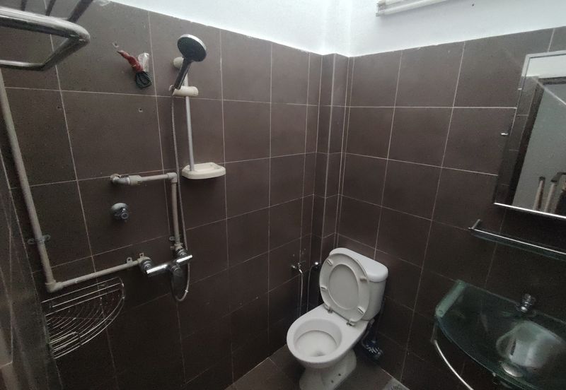 OUG 2 Storey Terrace for Rent