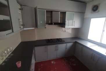 OUG 2 Storey Terrace for Rent