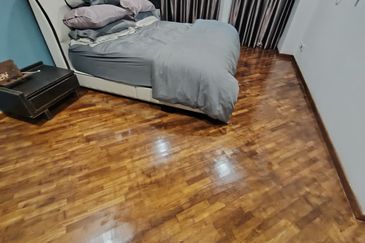 OUG/Happy Garden 3 Storey Corner Terrace House