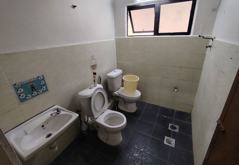 OUG/Taman United 2 Storey Bungalow For Rent