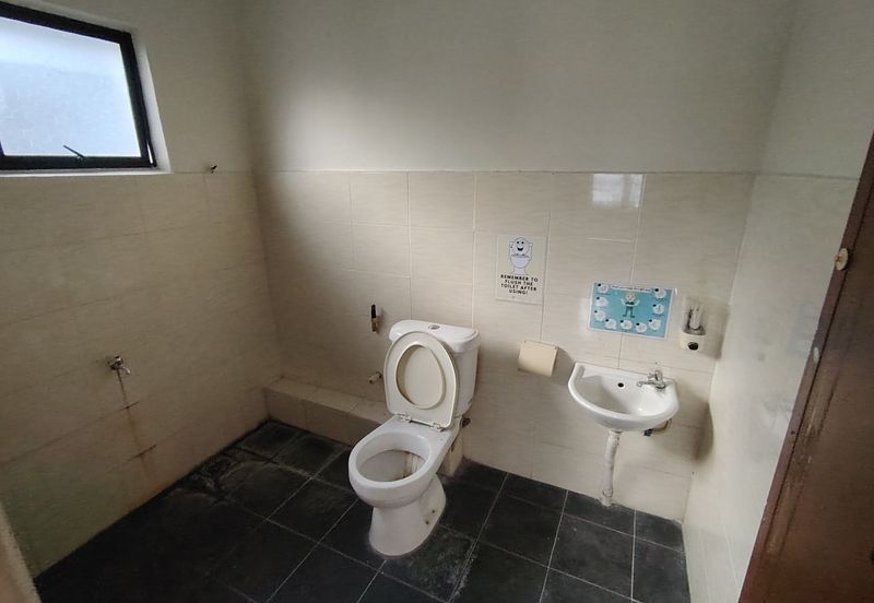 OUG/Taman United 2 Storey Bungalow For Rent