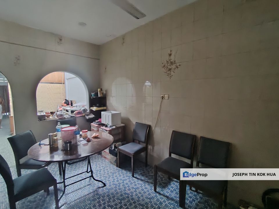 Oug 1 Storey Terrace House With Extension of Kitchen For Sale, Kuala Lumpur, Taman OUG
