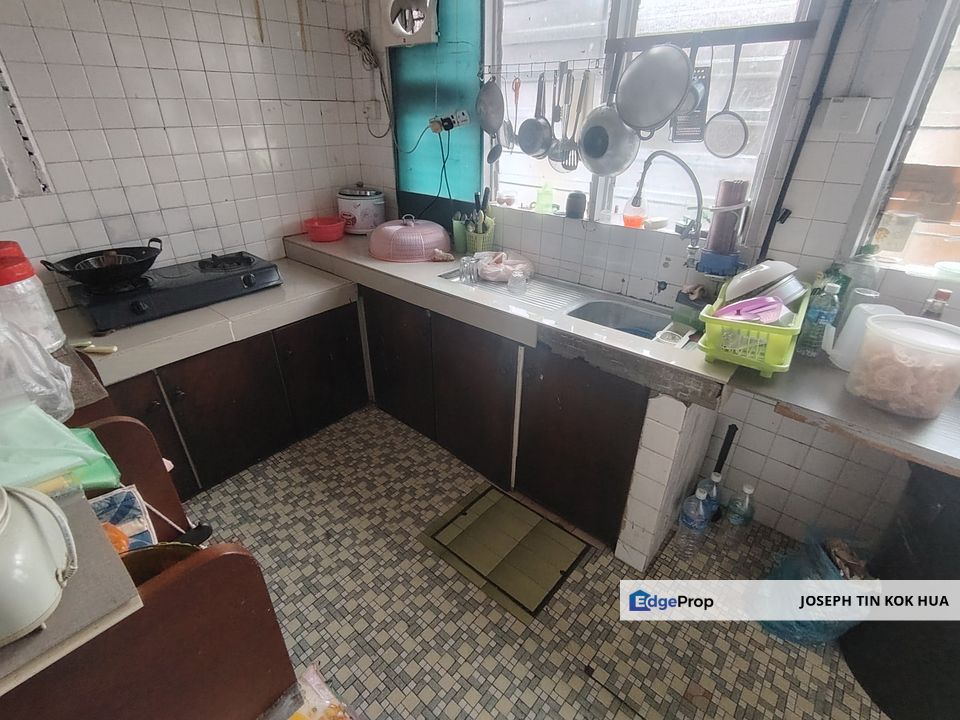 Oug 1 Storey Terrace House With Extension of Kitchen For Sale, Kuala Lumpur, Taman OUG