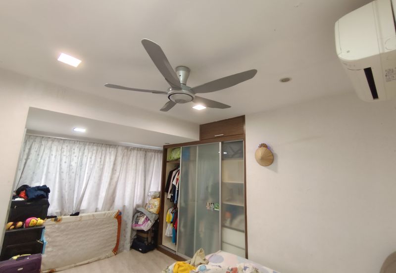 Oug/Happy Garden Gated Guarded 3 Storey Terrace House Corner For Sale