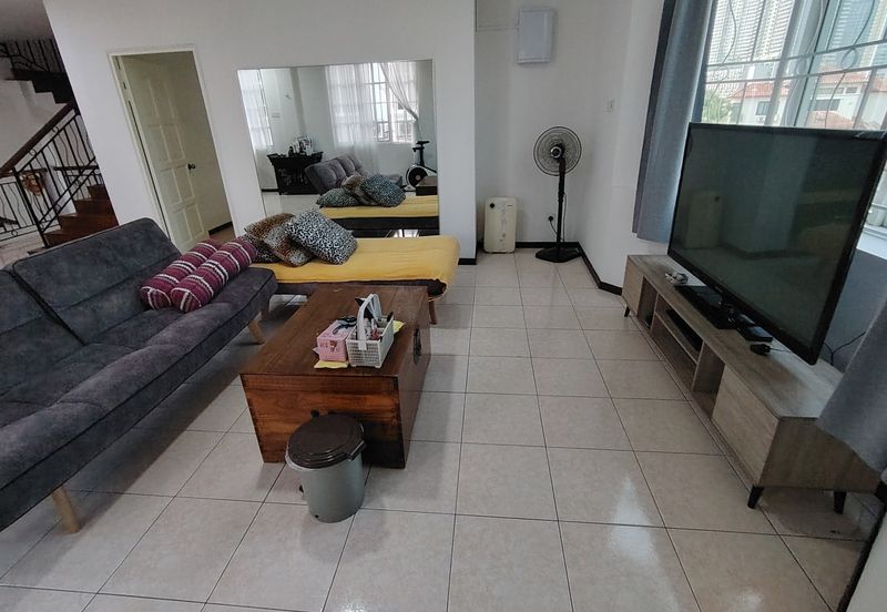 Oug/Taman Yarl 3 Storey Renovated Semi D For Sale