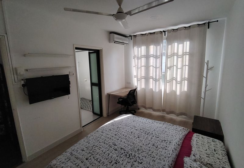 Oug/Taman Yarl 3 Storey Renovated Semi D For Sale