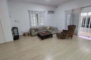 Oug/Taman Yarl 3 Storey Renovated Semi D For Sale