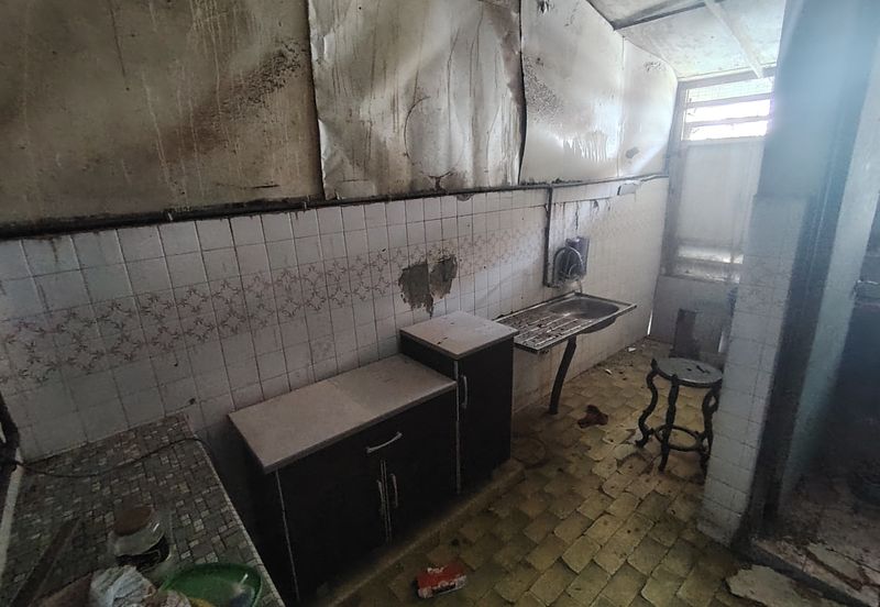 Oug 2 Storey Basic Terrace House For Sale