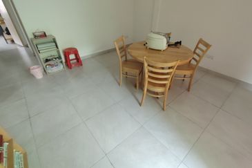 Oug 3 Storey Terrace House For Sale