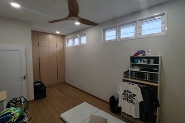 Oug Rebuilt 1.5 Storey Terrace House For Sale