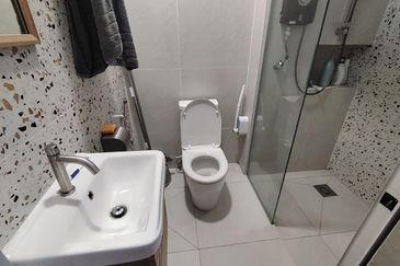 Oug Rebuilt 1.5 Storey Terrace House For Sale