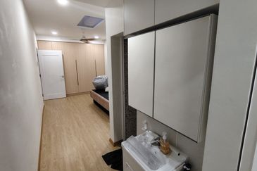 Oug Rebuilt 1.5 Storey Terrace House For Sale