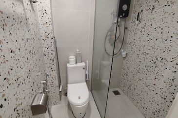 Oug Rebuilt 1.5 Storey Terrace House For Sale