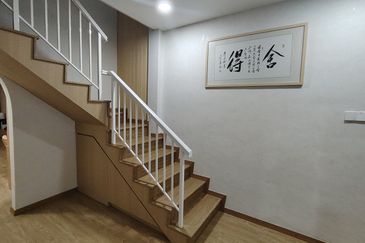 Oug Rebuilt 1.5 Storey Terrace House For Sale