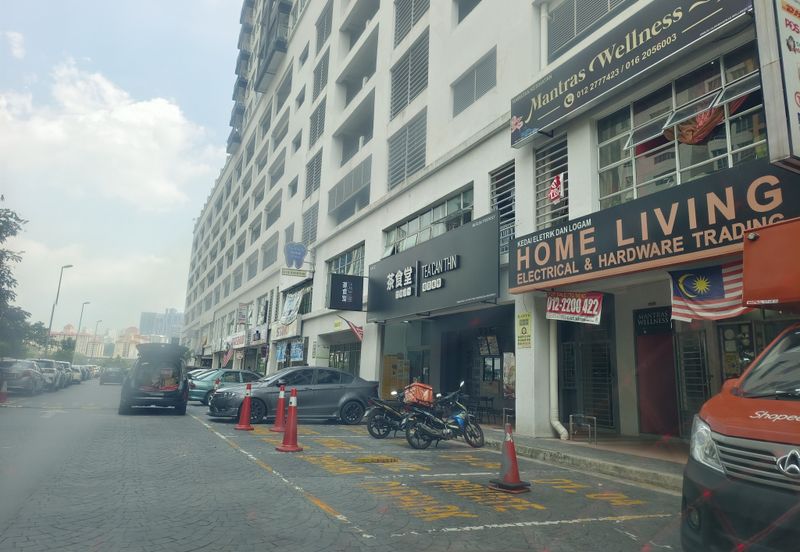 Parklane OUG Service Apartment