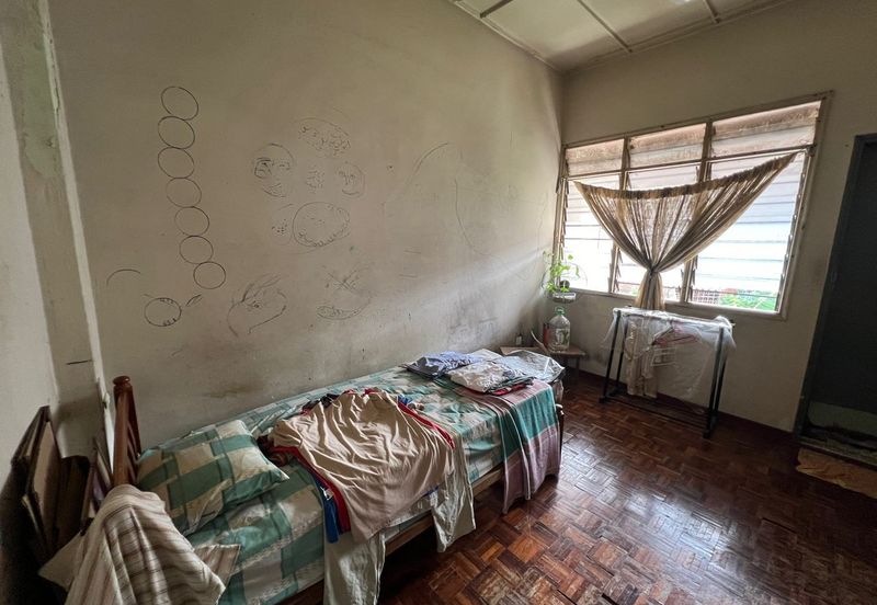 Oug Cheapest 2 Storey Terrace Basic House For Sale