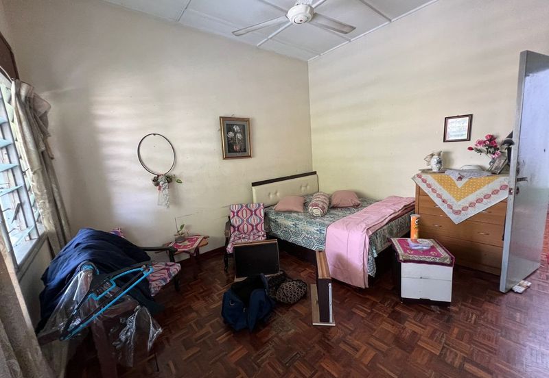 Oug Cheapest 2 Storey Terrace Basic House For Sale