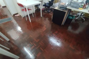 Oug 2 Storey Terrace House Near Playground for Rent