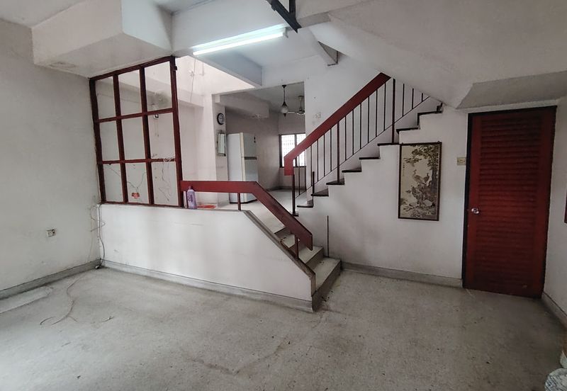 Oug 2 Storey Terrace House Basic Unit For Sale