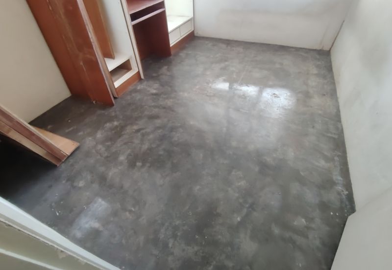 Oug/Happy Garden 1 Storey Terrace House Basic Unit For Sale