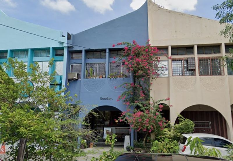 Oug/Bukit Indah Ground Floor Shop For Rent