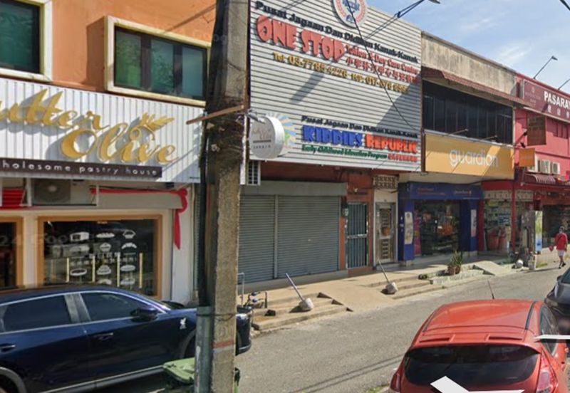 Oug Main Road Busy Shop Lot For Rent