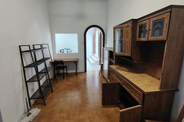 OUG/Happy Garden 1 Storey Fully Furnished Semi D