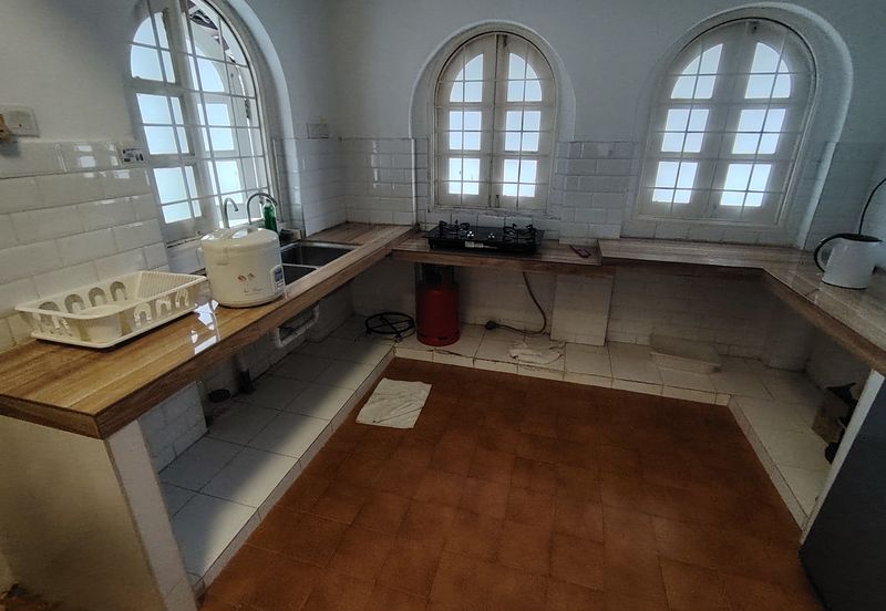 OUG/Happy Garden 1 Storey Fully Furnished Semi D