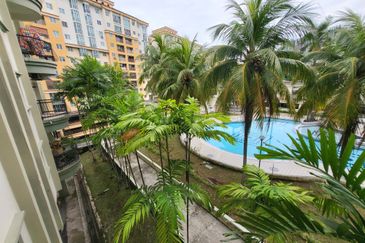 Pangsapuri Bukit Awansari (OG Court)