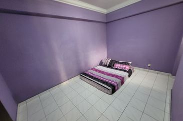 Pangsapuri Bukit Awansari (OG Court)