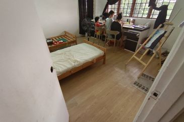 Oug 2 Storey Bungalow For Sale