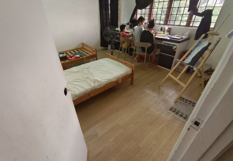 Oug 2 Storey Bungalow For Sale