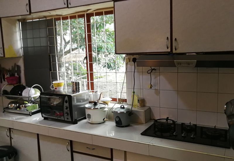 Oug 2 Storey Bungalow For Sale