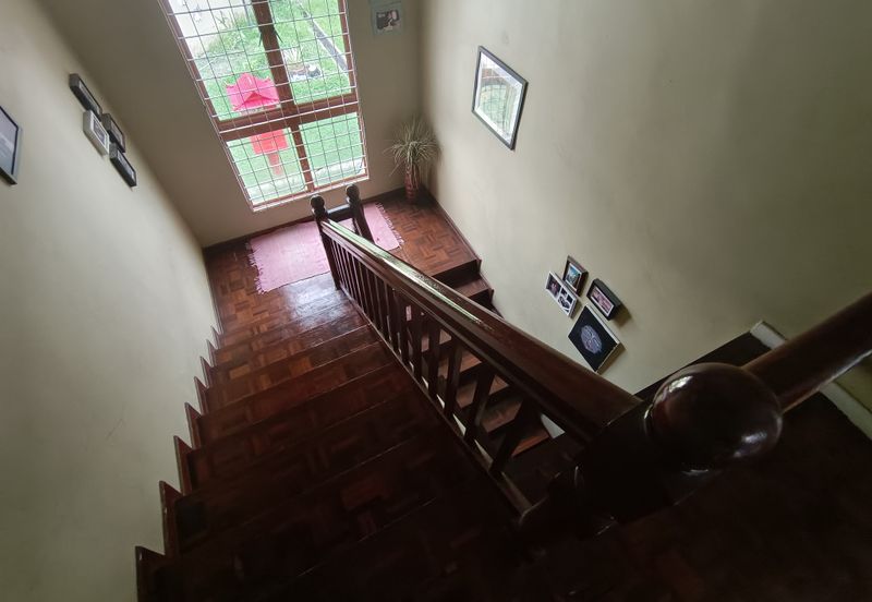 Oug 2 Storey Bungalow For Sale