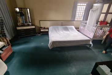 Oug 2 Storey Bungalow For Sale