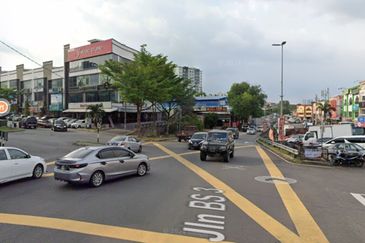 Pusat Perdagangan Seri Kembangan