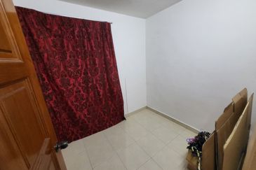 Oug 2 Storey Renovated Full Furnished House For Rent