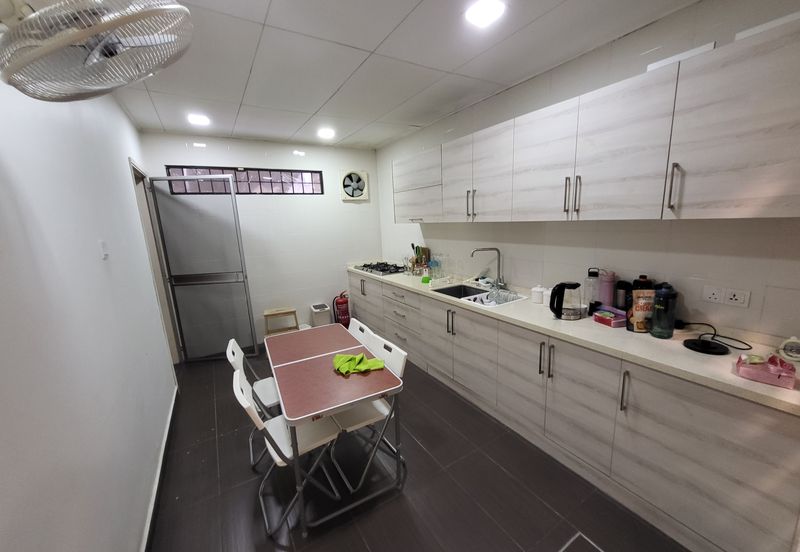 Oug 2 Storey Renovated Full Furnished House For Rent