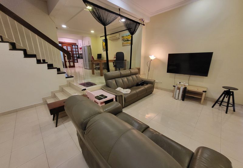 Oug 2 Storey Renovated Full Furnished House For Rent